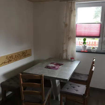 Groß Apartment